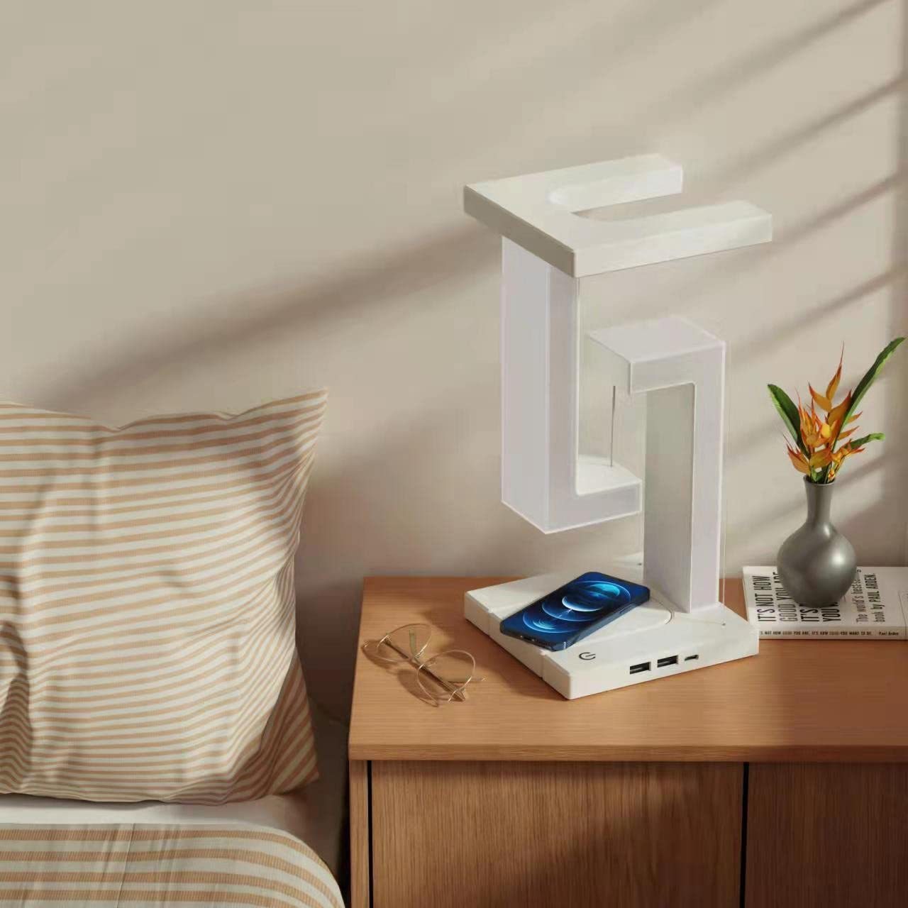 Creative Smartphone W ireless ChargingSuspension Table Lamp